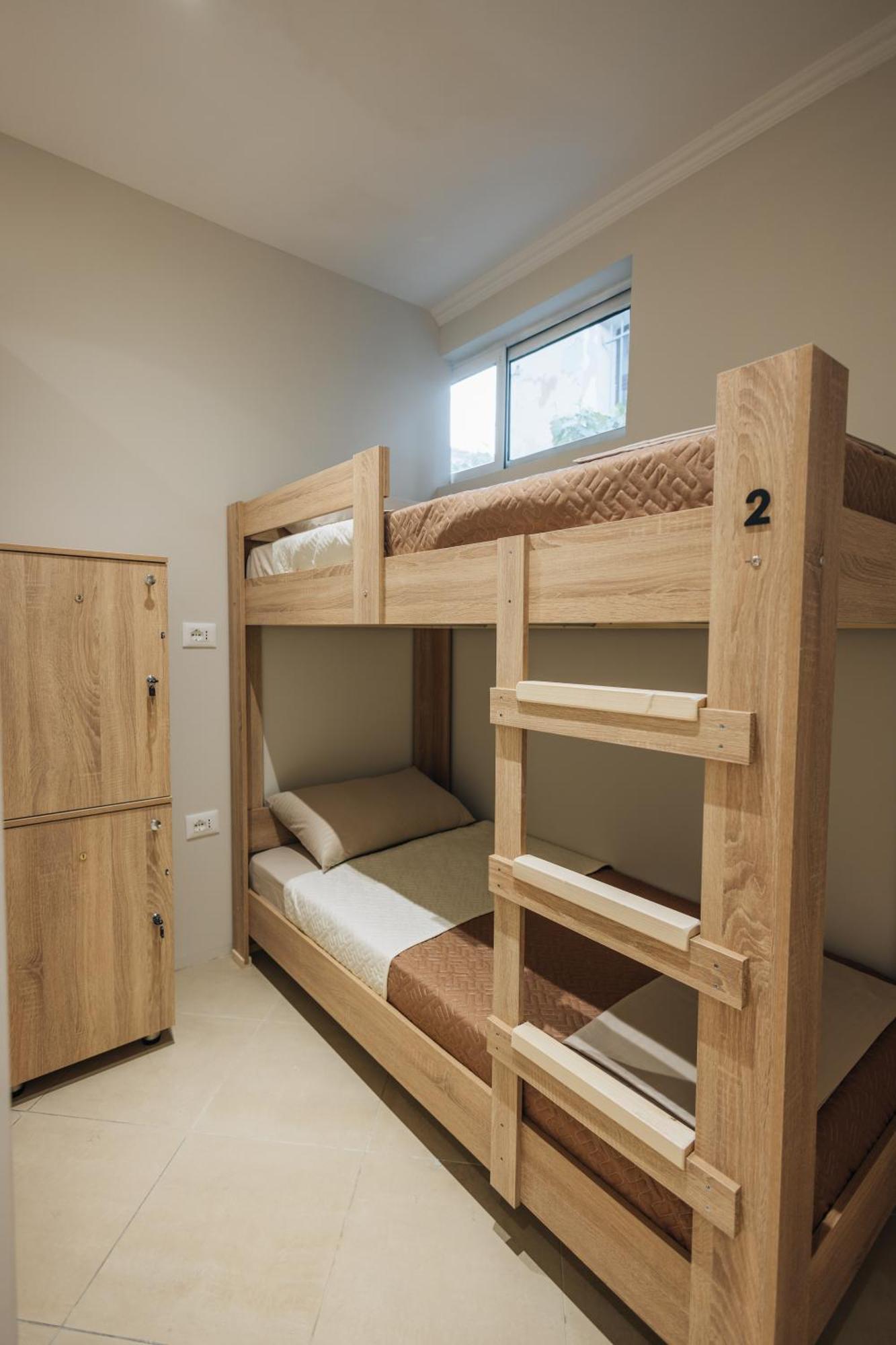 Gm Tirana Hostel Екстер'єр фото