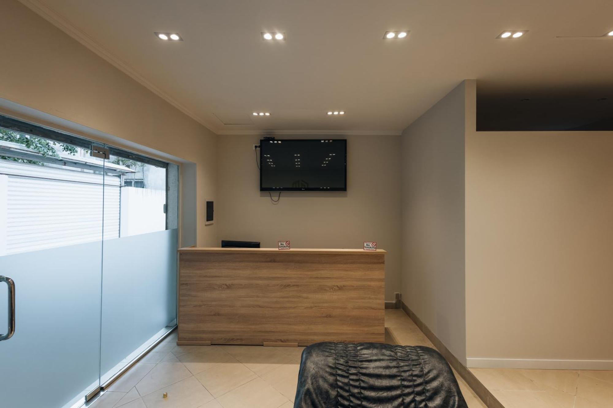Gm Tirana Hostel Екстер'єр фото
